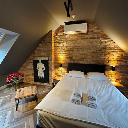 Old Town Luxury Apartament