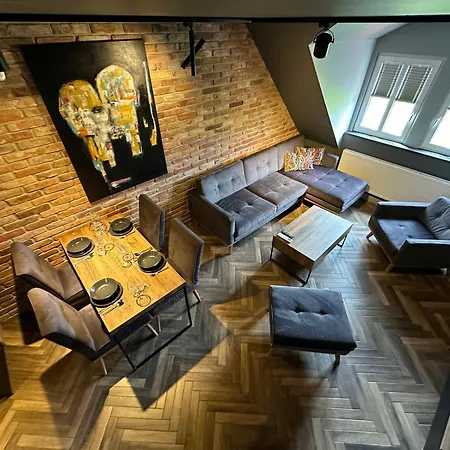 דירה Old Town Luxury זגורזלק